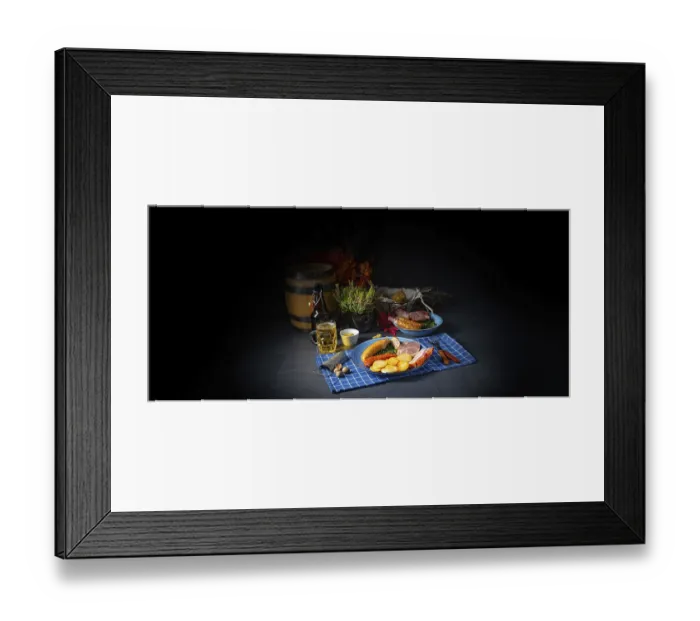 Framed Print : Delicious Oldenburg kale with Pinkelwurst sausage