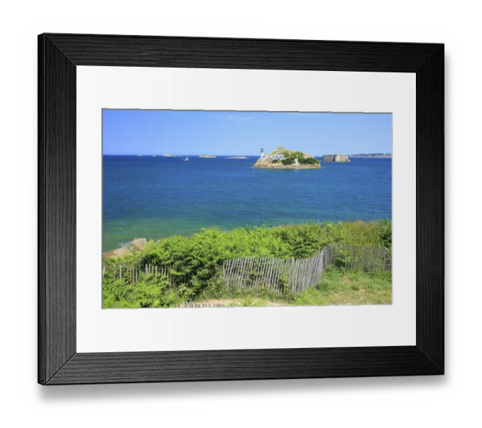 Framed Print : Lighthouse on the Ile Louet, right of it the Chateau du Taureau Framed Print : Lighthouse on the Ile Louet, right of it the Chateau du Taureau