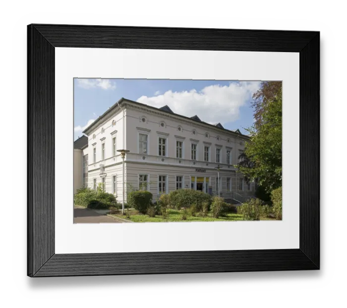 Framed Print : Old Main Post Office in Unna, North Rhine-Westphalia Framed Print : Old Main Post Office in Unna, North Rhine-Westphalia
