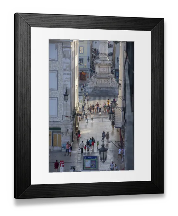 Framed Print : Discovery of the city of Lisbon in Portugal Framed Print : Discovery of the city of Lisbon in Portugal