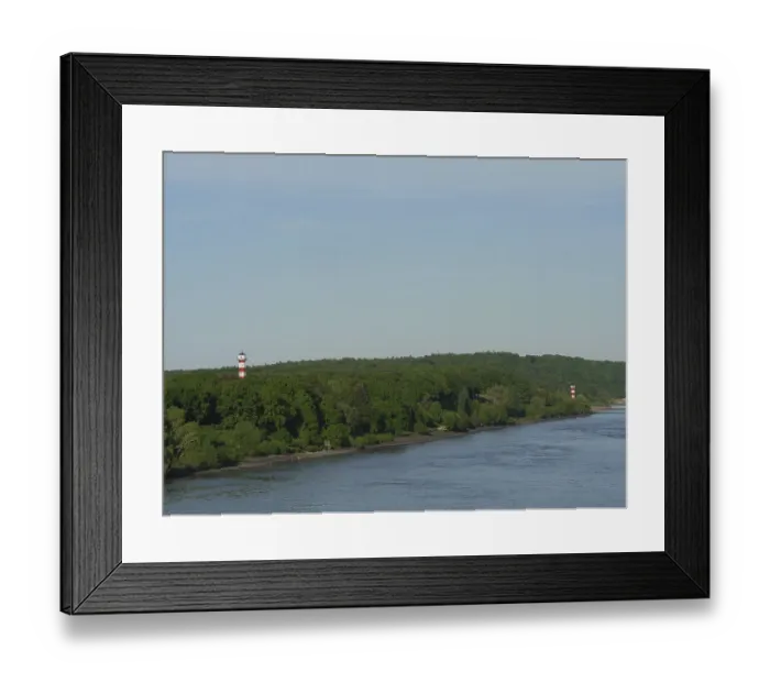 Framed Print : A lighthouse at the edge of a forest Framed Print : A lighthouse at the edge of a forest