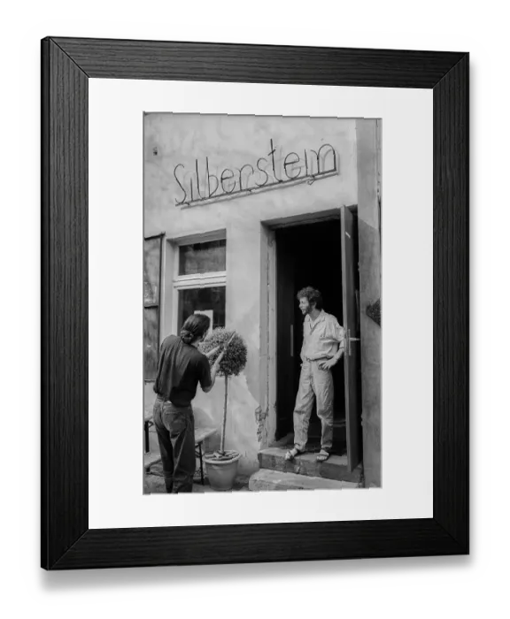Framed Print : Germany, Berlin, 28 August 1992 Framed Print : Germany, Berlin, 28 August 1992