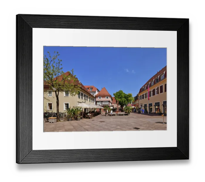 Framed Print : Ettlingen, Germany - August 13th 2025: Fountain at Ettlingen Schlosplatz town square on a sunny day in Germany Framed Print : Ettlingen, Germany - August 13th 2025: Fountain at Ettlingen Schlosplatz town square on a sunny day in Germany