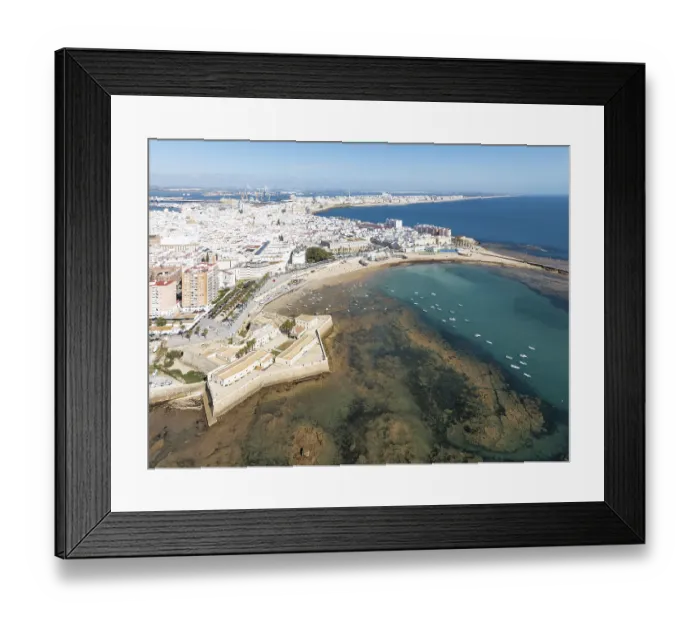 Framed Print : The town of Cadiz with the old quarter in the foreground Framed Print : The town of Cadiz with the old quarter in the foreground