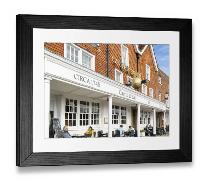 Framed Print : Frontage of historic building, Castle and Ball hotel public house