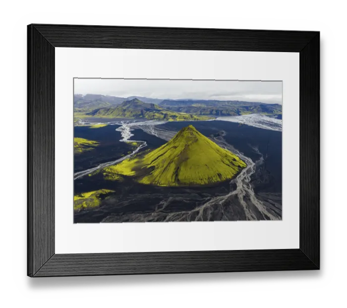 Framed Print : Moss-covered mountain Maelifell