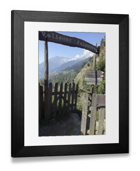 Framed Print : Vellauer Felsenweg Framed Print : Vellauer Felsenweg