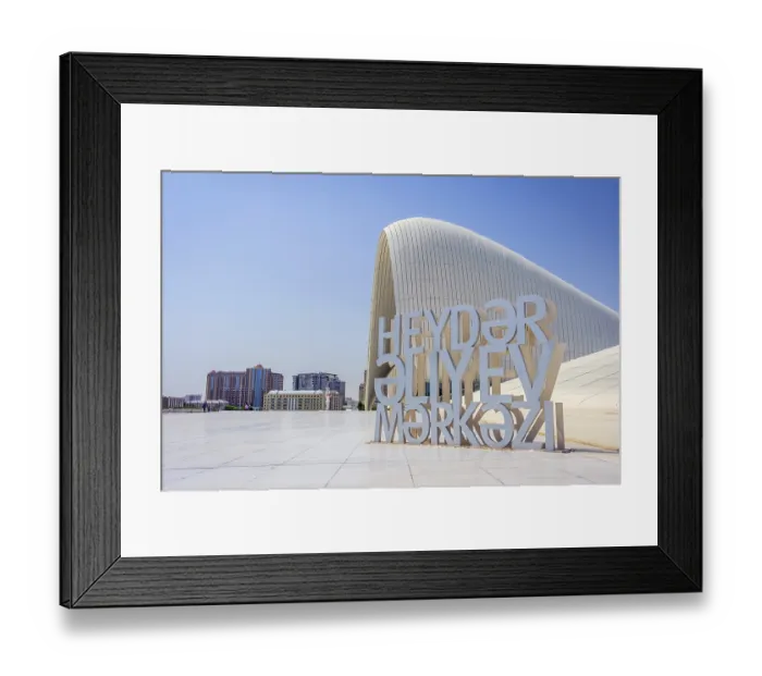 Framed Print : BAKU, AZERBAIJAN - MAY 27: Heydar Aliyev center