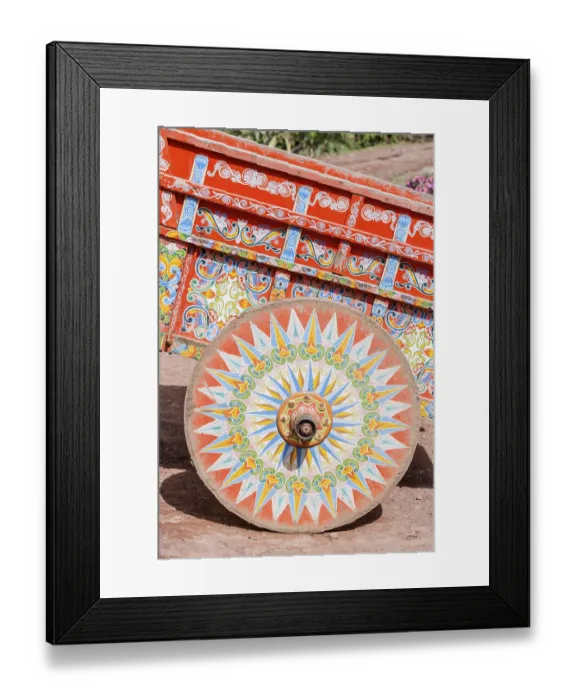Framed Print : Decorative ox-cart, Costa Rica, Central America