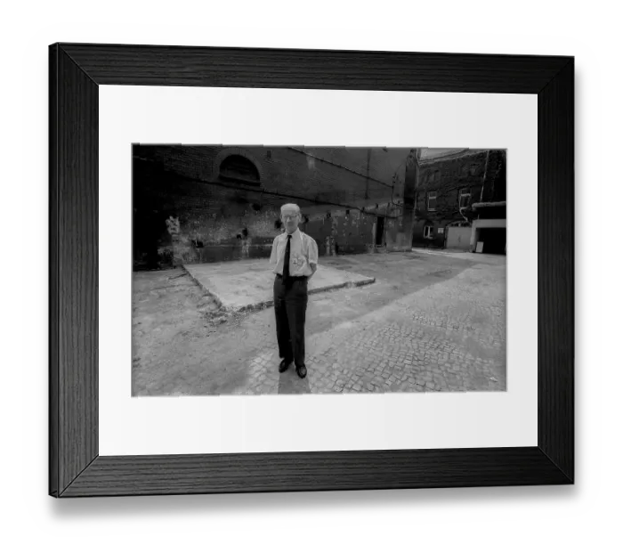 Framed Print : Germany, Berlin, 1.8.1992, Kulturbrauerei security guard