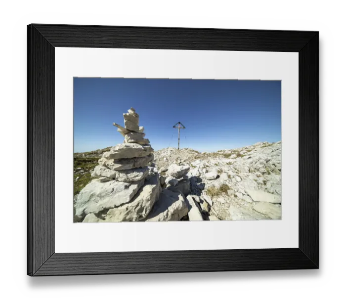 Framed Print : Summit Cross, GroBer Daumen Framed Print : Summit Cross, GroBer Daumen