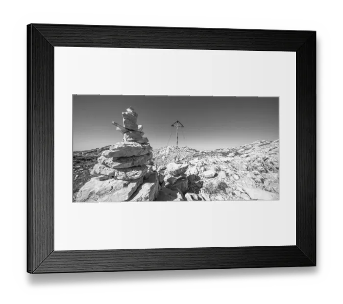 Framed Print : Summit Cross, GroBer Daumen