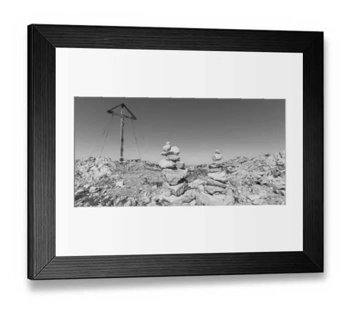 Framed Print : Summit Cross, GroBer Daumen Framed Print : Summit Cross, GroBer Daumen