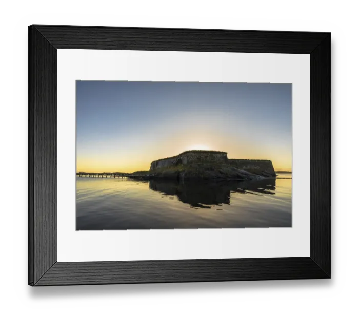 Framed Print : Fredriksholm fortress. The remains of an old fortress on a small island in Kristiansand