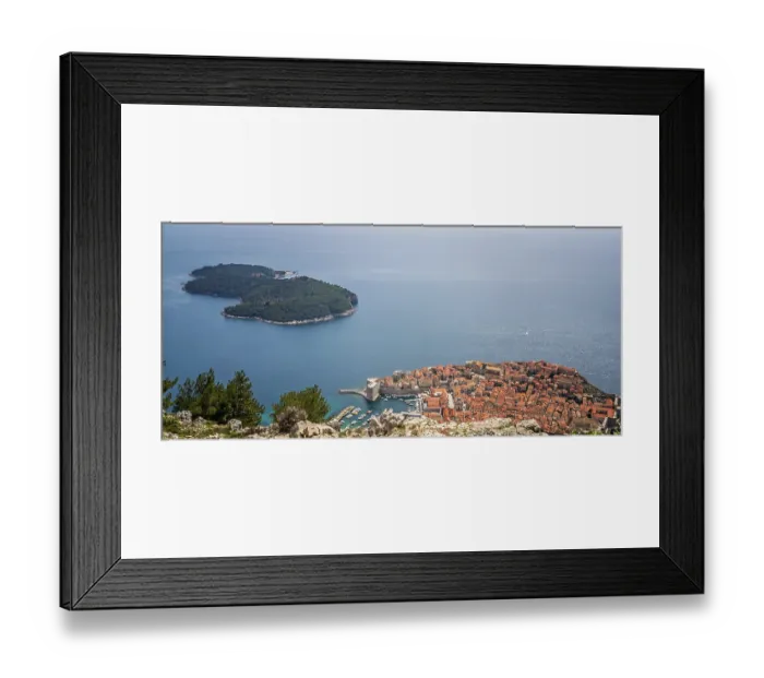 Framed Print : The old city of Dubrovnik, on the UNESCO list of World heritage site