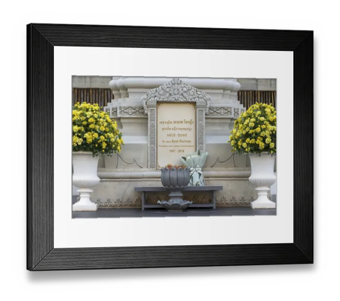Framed Print : Dr. Beat Richner Memorial, Siem Reap