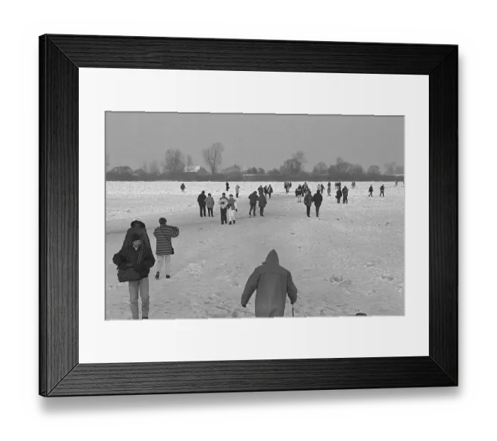 Framed Print : People walk across ice rink, frozen Elbe