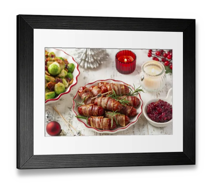 Framed Print : Food, Pigs in blankets for festive Christmas dinner