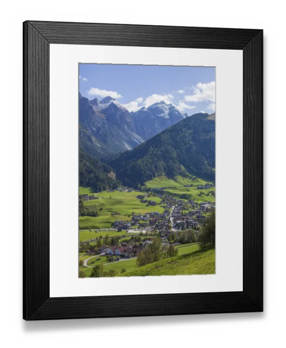 Framed Print : Neder with houses and mountains in Pinnistal