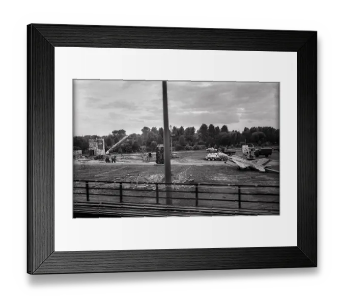 Framed Print : Germany, Berlin, 03.09.1992, view of the Spreebogen from the S-Bahn