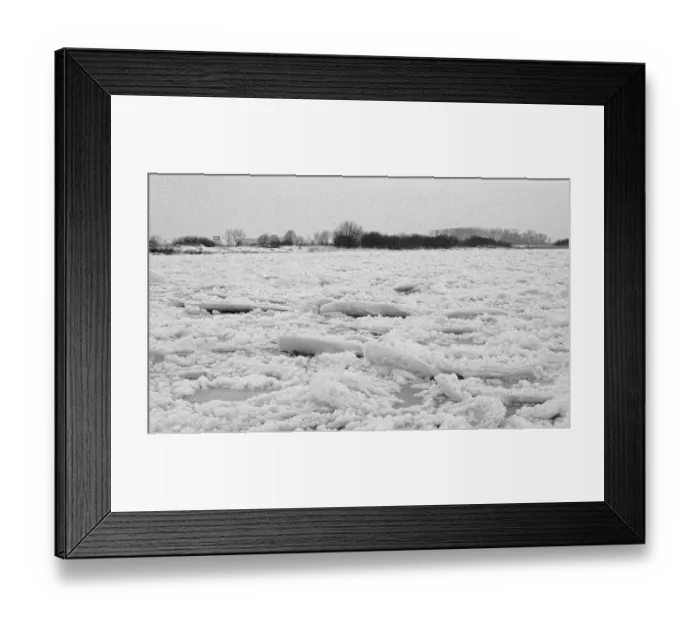 Framed Print : Frozen Elbe, Bleckede, Lower Saxony Framed Print : Frozen Elbe, Bleckede, Lower Saxony