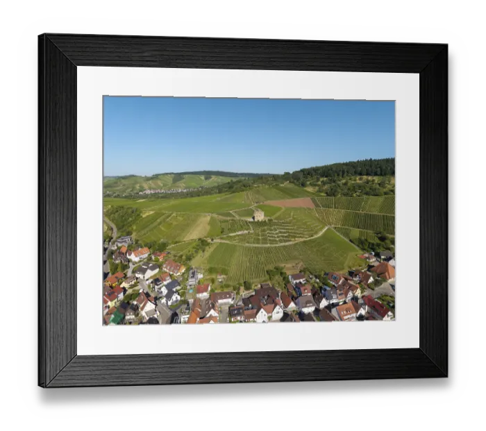 Framed Print : Town on the edge of the vineyards Framed Print : Town on the edge of the vineyards