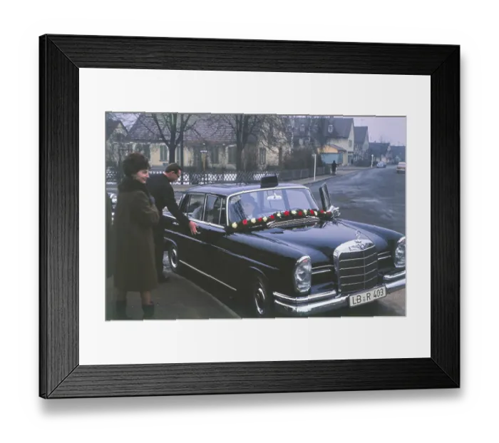 Framed Print : Mercedes-Benz W 111 220s tailfin series Framed Print : Mercedes-Benz W 111 220s tailfin series