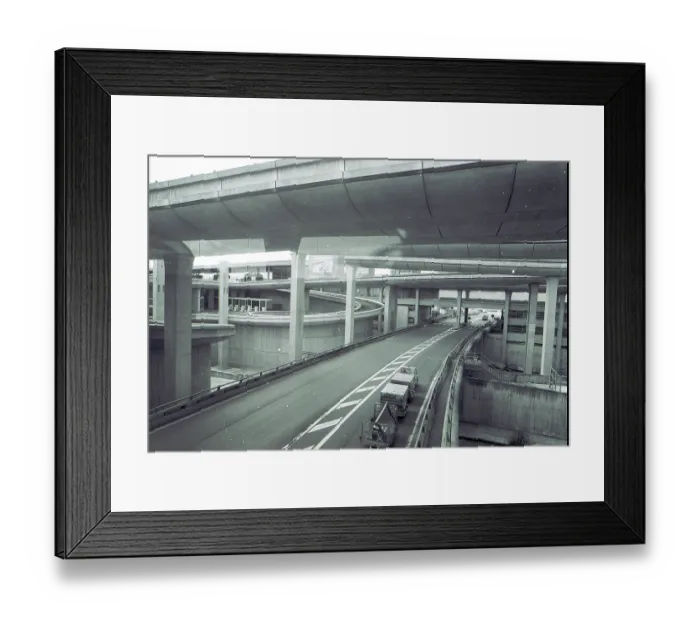Framed Print : France: Paris airport street access