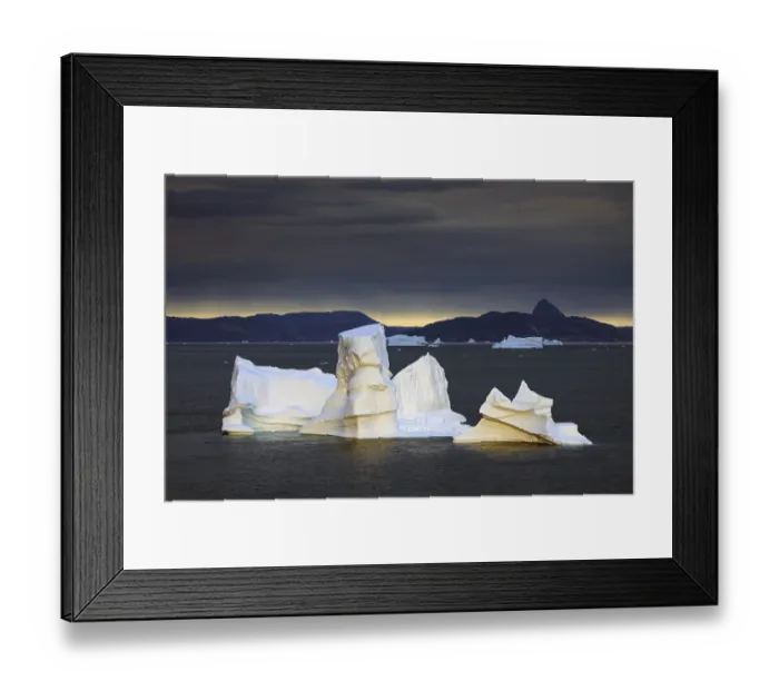 Framed Print : Icebergs at sunset at Uummannaq Fjord, Greenland
