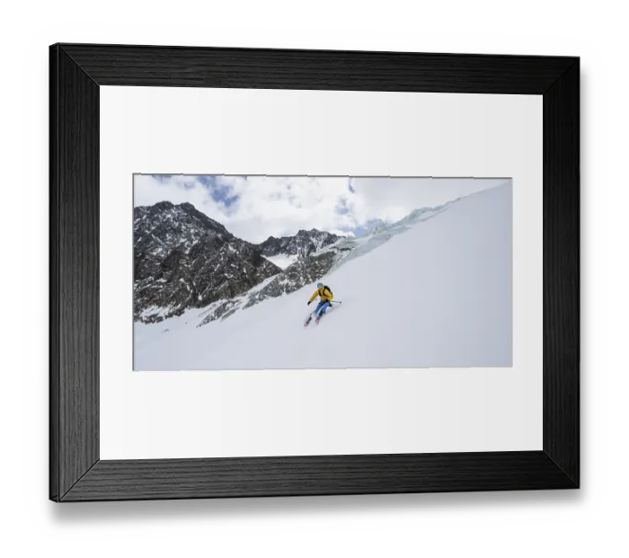 Framed Print : Ski tourers descending Alpeiner Ferner Framed Print : Ski tourers descending Alpeiner Ferner
