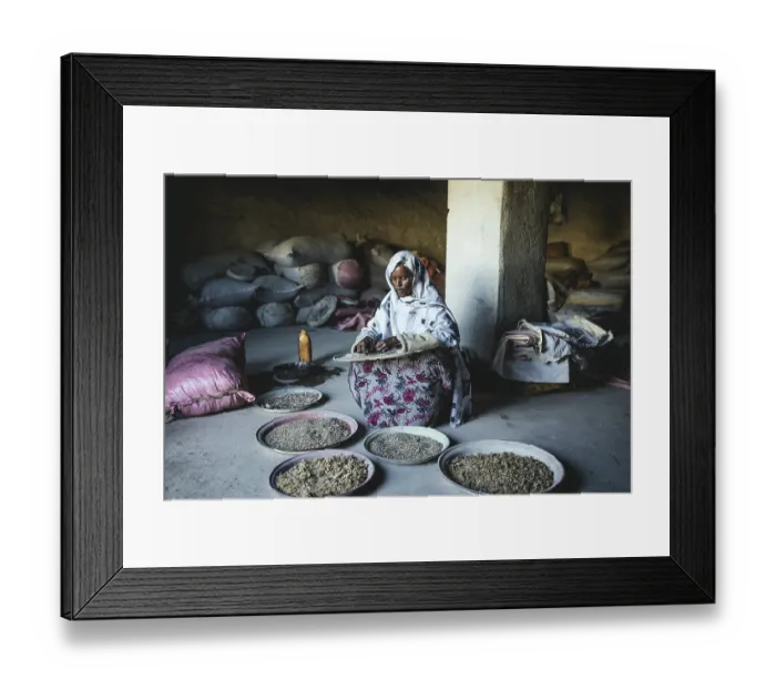 Framed Print : Incense dealer in Erigavo, Sanaag, Somaliland Framed Print : Incense dealer in Erigavo, Sanaag, Somaliland