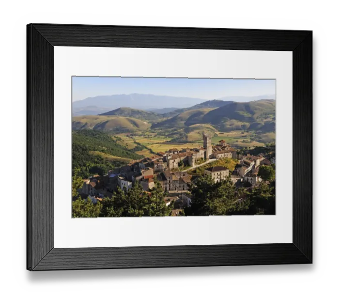 Framed Print : Castel del Monte, Abruzzo, Italy, Europe