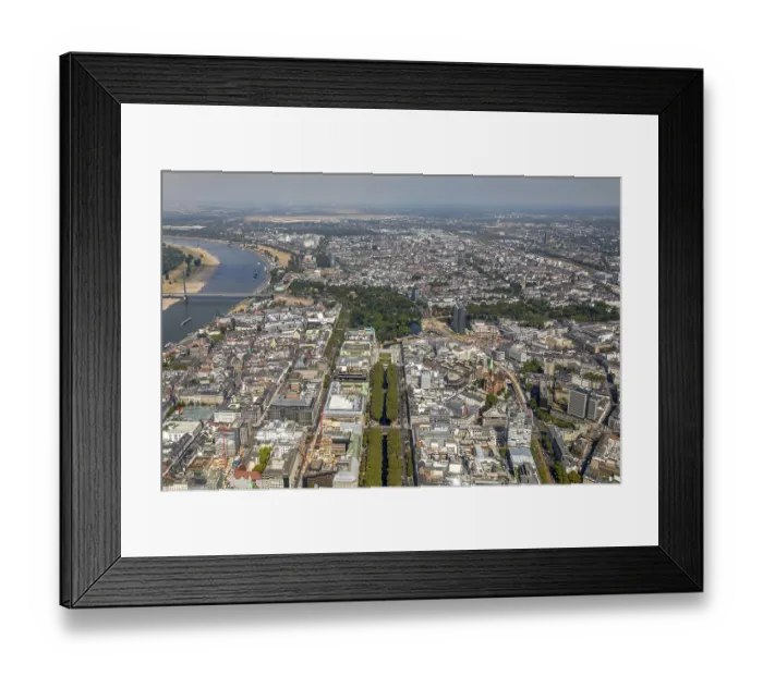 Framed Print : Hofgarten, Dreischeibenhaus, ERGO administration