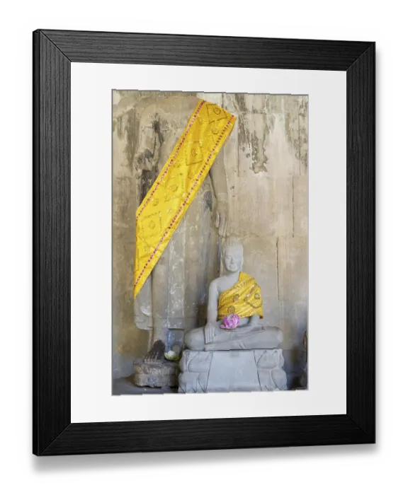 Framed Print : Sandstone Buddha statues, (Bhumispara mudra: Buddha Gautama in the moment of enlightenment) Framed Print : Sandstone Buddha statues, (Bhumispara mudra: Buddha Gautama in the moment of enlightenment)