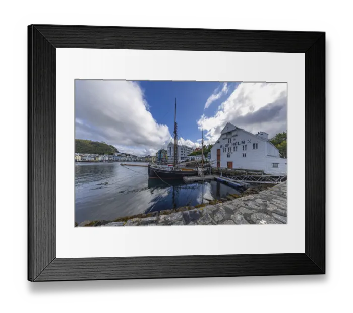 Framed Print : Walking tour of Alesund, More og Romsdalen, Norway Framed Print : Walking tour of Alesund, More og Romsdalen, Norway