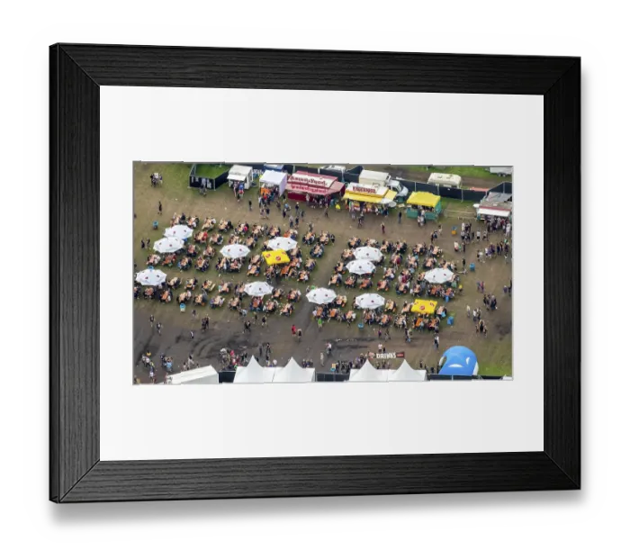 Framed Print : Ruhrpott Rodeo, dining tables, food area