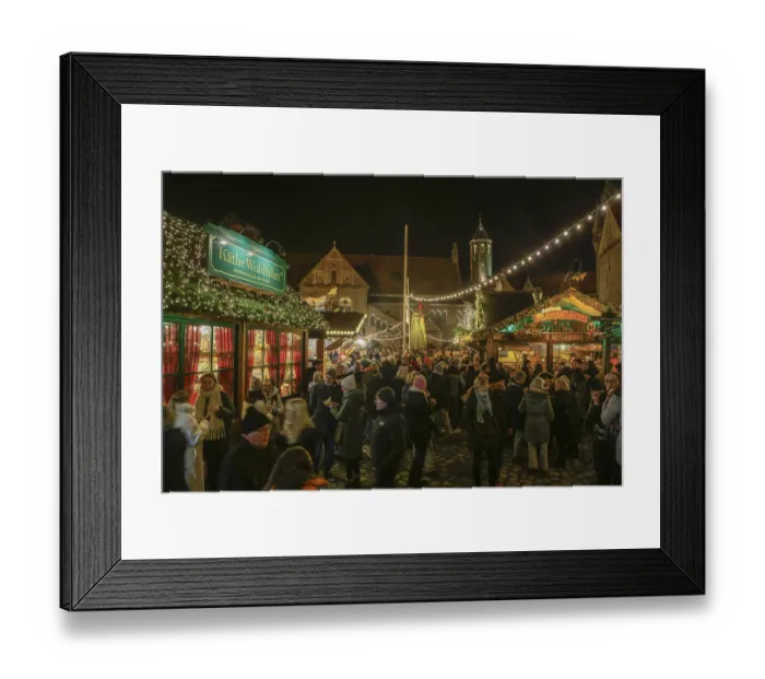 Framed Print : Braunschweig Christmas market on Burgplatz and Domplatz around St
