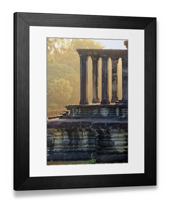 Framed Print : Corridor of pillars in temple ruins. Angkor wat