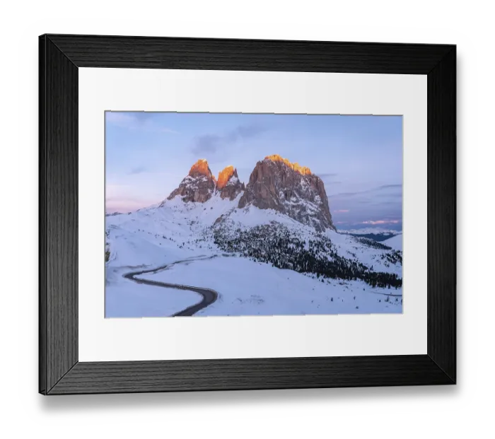 Framed Print : The Sassolungo in reddish light during sunrise Framed Print : The Sassolungo in reddish light during sunrise