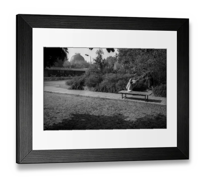Framed Print : Germany, Berlin, 26.09.1992, autumn in Monbijou Park Framed Print : Germany, Berlin, 26.09.1992, autumn in Monbijou Park