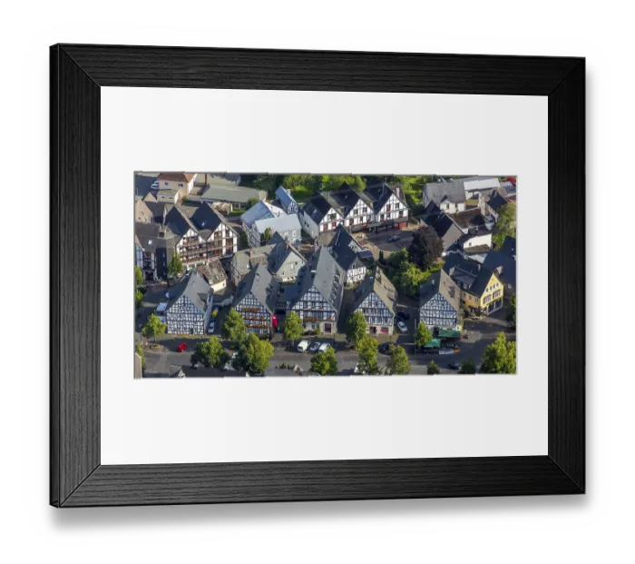 Framed Print : Half-timbered houses on Hilchenbacher Markt