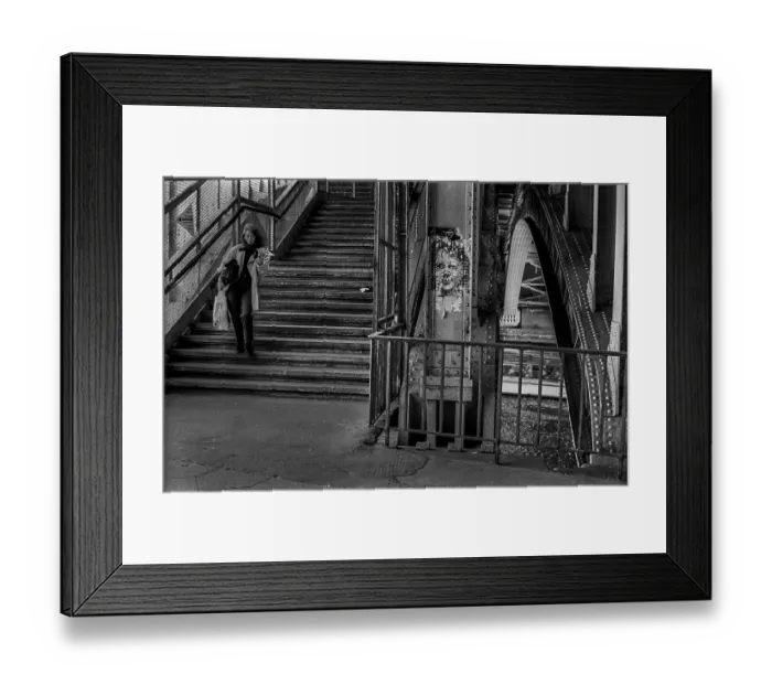 Framed Print : Germany, Berlin, 17.9.1992, Spreebrucke Framed Print : Germany, Berlin, 17.9.1992, Spreebrucke