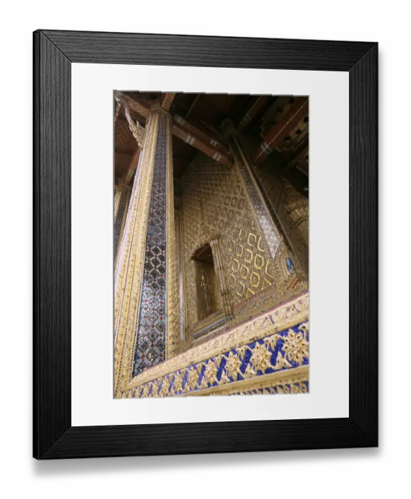 Framed Print : The wonderful decorations of the Wat Phra Kaeo palace