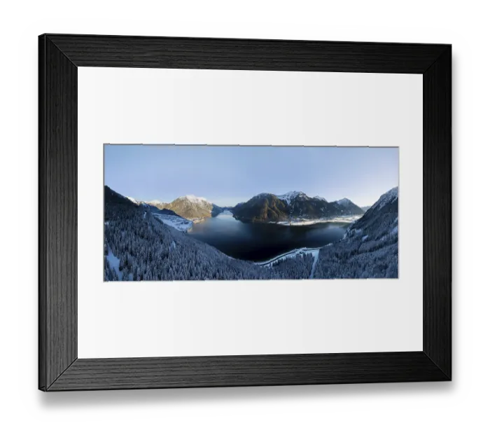 Framed Print : Epic view of mountain landscape with snow in winter Framed Print : Epic view of mountain landscape with snow in winter