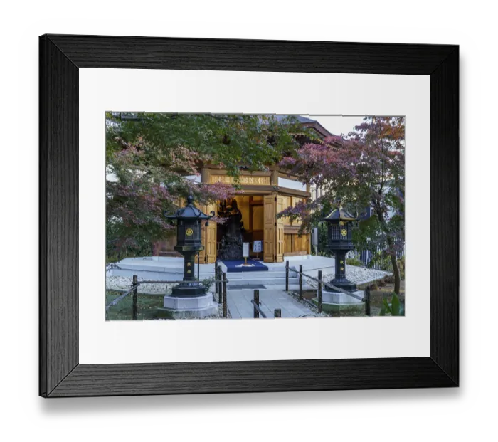 Framed Print : Entrance area of a traditional Japanese temple with autumn-colored foliage