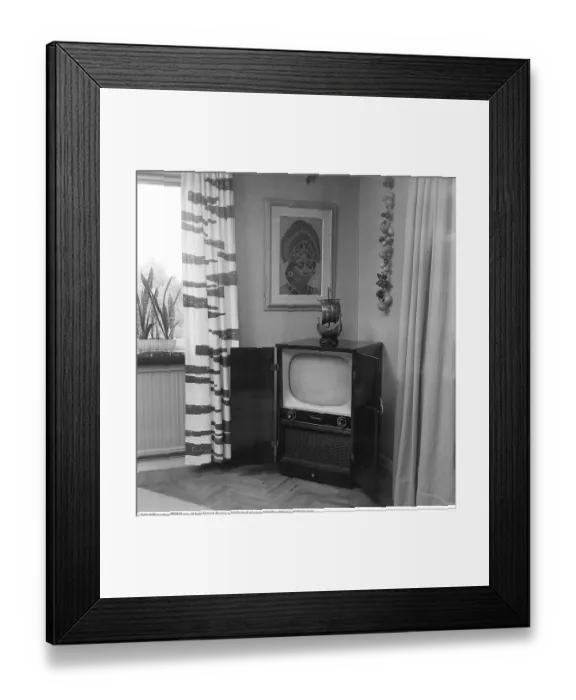 Framed Print : Television set in the 1950s Framed Print : Television set in the 1950s