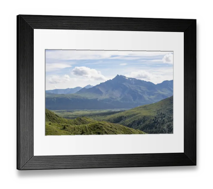 Framed Print : Tundra and mountainous landscape of the Alaska Range Framed Print : Tundra and mountainous landscape of the Alaska Range