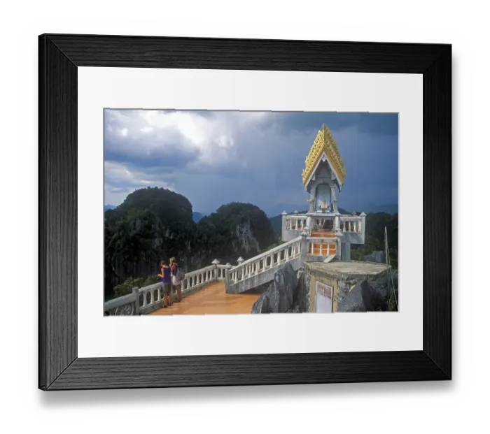 Framed Print : People, shrine in Wat Tam Sua monastery