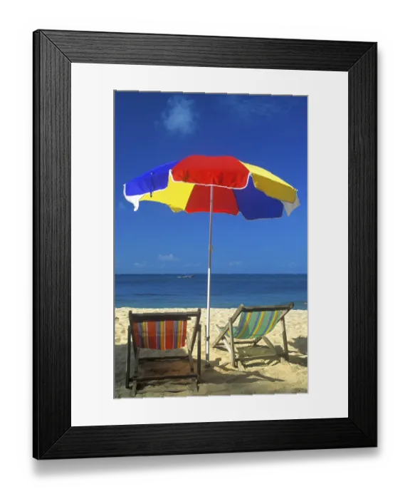 Framed Print : Sunshade and deckchairs on a beach on the island of Ko Lanta