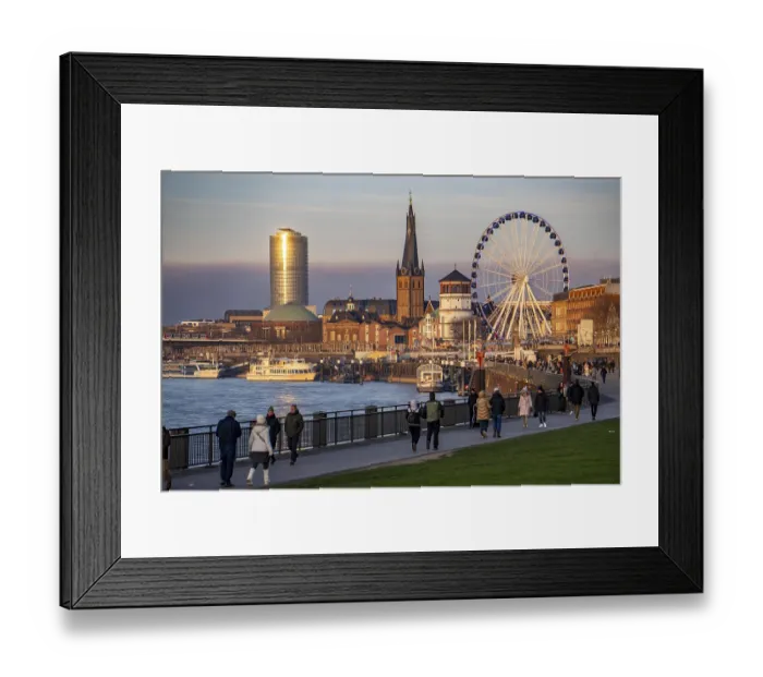 Framed Print : Rhine promenade in Dusseldorf
